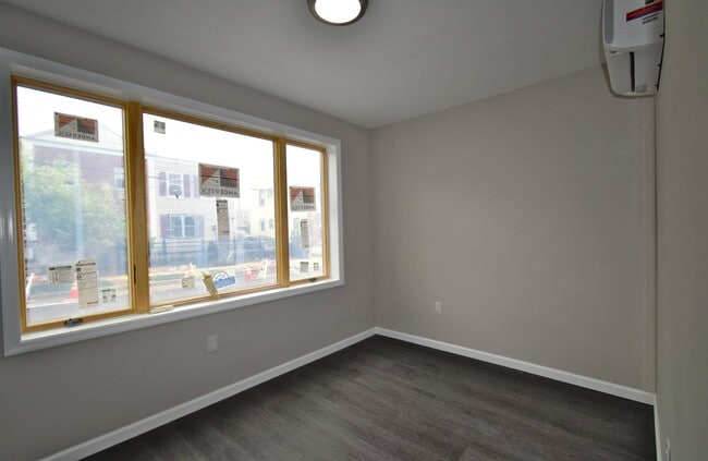 108-46 153rd St in Queens, NY - Building Photo - Building Photo