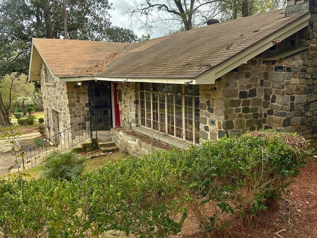 5231 Colonial Cir N in Mobile, AL - Building Photo - Building Photo