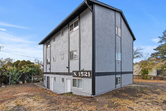 1521 N Maple St in Spokane, WA - Building Photo - Building Photo