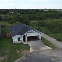 1601 Cloud St in San Angelo, TX - Building Photo