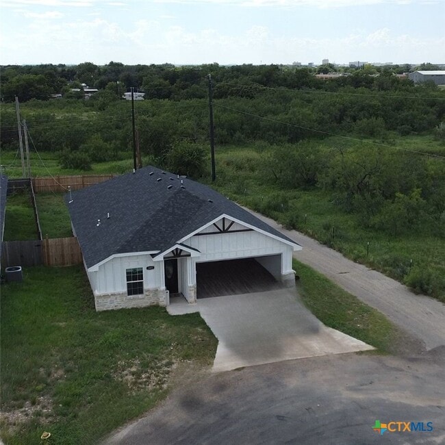 property at 1601 Cloud St