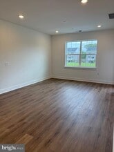 5206 MARY ASHBY Way in Pennington, NJ - Building Photo - Building Photo