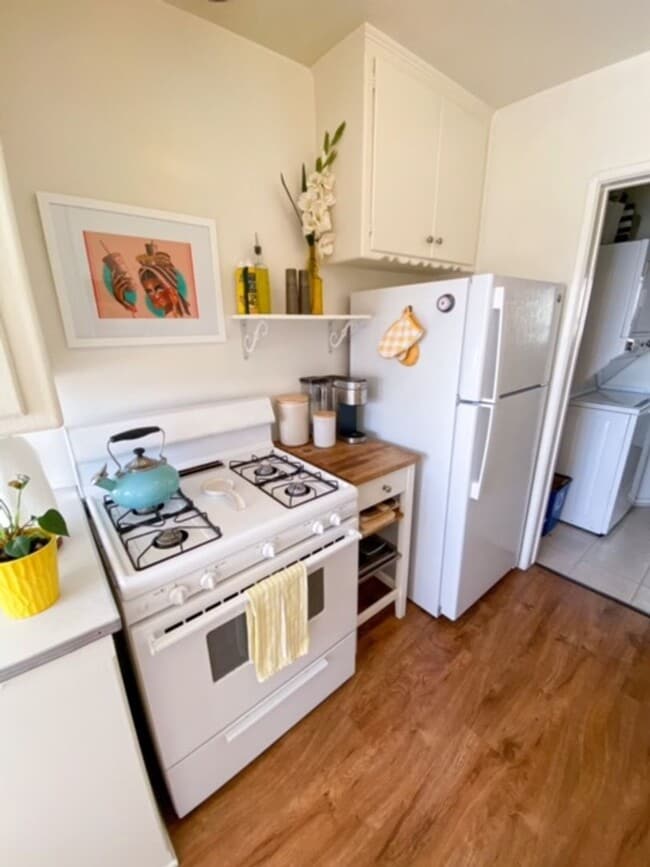 227 Sierra St in El Segundo, CA - Building Photo - Building Photo