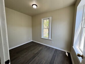 1105 W 4th St, Unit Unit 2 in Wilmington, DE - Building Photo - Building Photo