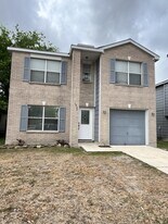 6022 Ashley Spring in San Antonio, TX - Building Photo