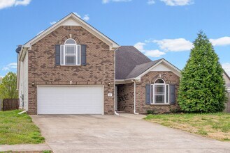 1290 Allmon Dr in Clarksville, TN - Building Photo - Building Photo