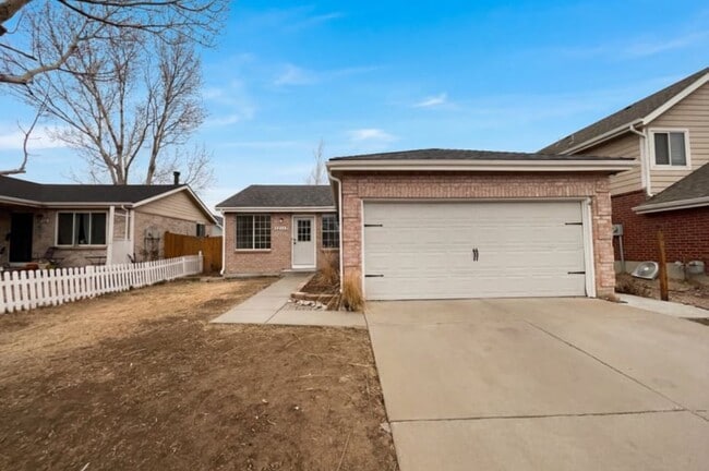 12117 Monaco Dr in Brighton, CO - Building Photo - Building Photo