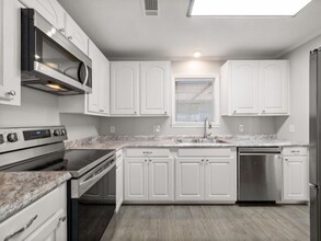 506 Vernon St in New Llano, LA - Building Photo - Building Photo