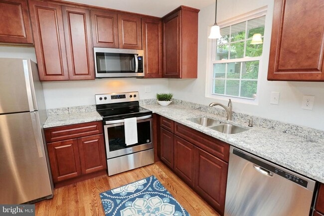 2609 Dakota St in Bryans Road, MD - Foto de edificio - Building Photo