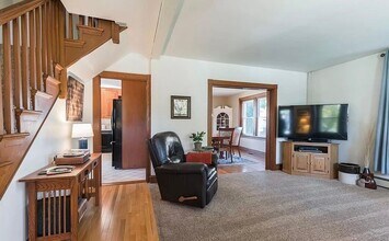 4 S Singer Ave in Paradise, PA - Building Photo - Building Photo