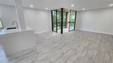 750 Egret Cir in Delray Beach, FL - Building Photo - Building Photo