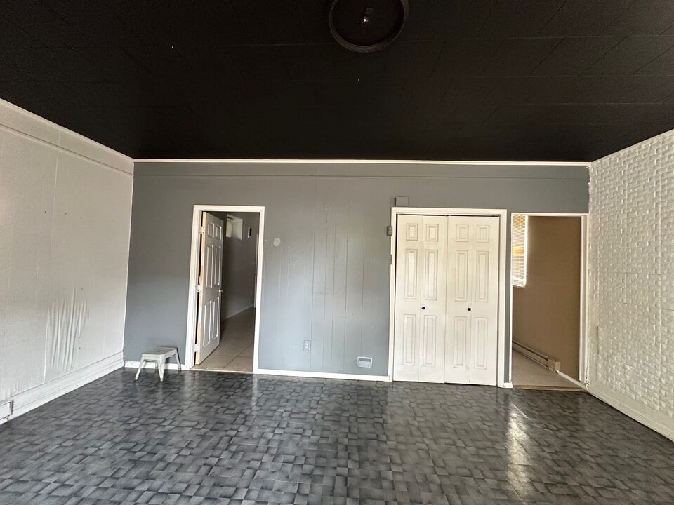 4693 Horrocks St in Philadelphia, PA - Building Photo