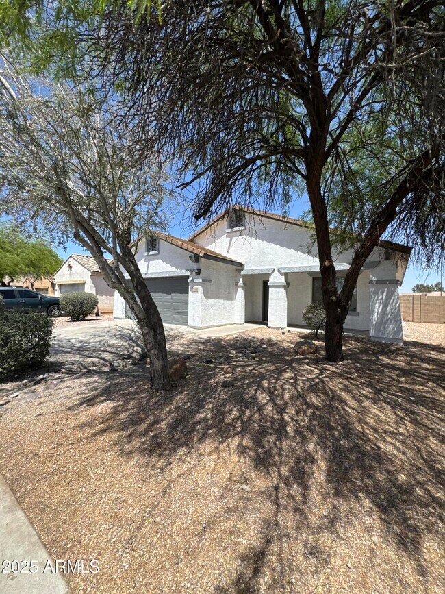 513 S 115th Dr in Avondale, AZ - Building Photo - Building Photo