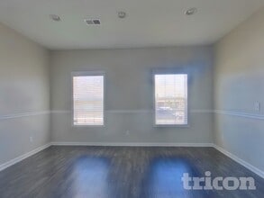 920 Beverly Ct in Spring Hill, TN - Foto de edificio - Building Photo