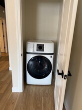 309 N 6th St in Burlington, IA - Foto de edificio - Building Photo