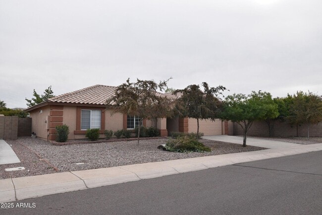 property at 2213 S Tucana Ln