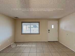 14226 N 38th Pl in Phoenix, AZ - Building Photo - Building Photo