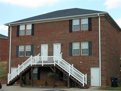 210 Southhampton Pointe in Athens, GA - Building Photo