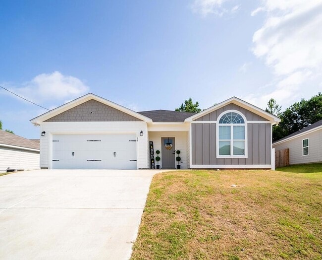 property at 14 Lemon Wy