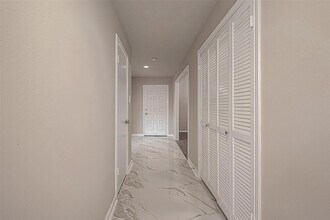 10811 Villa Lea Ln in Houston, TX - Building Photo - Building Photo