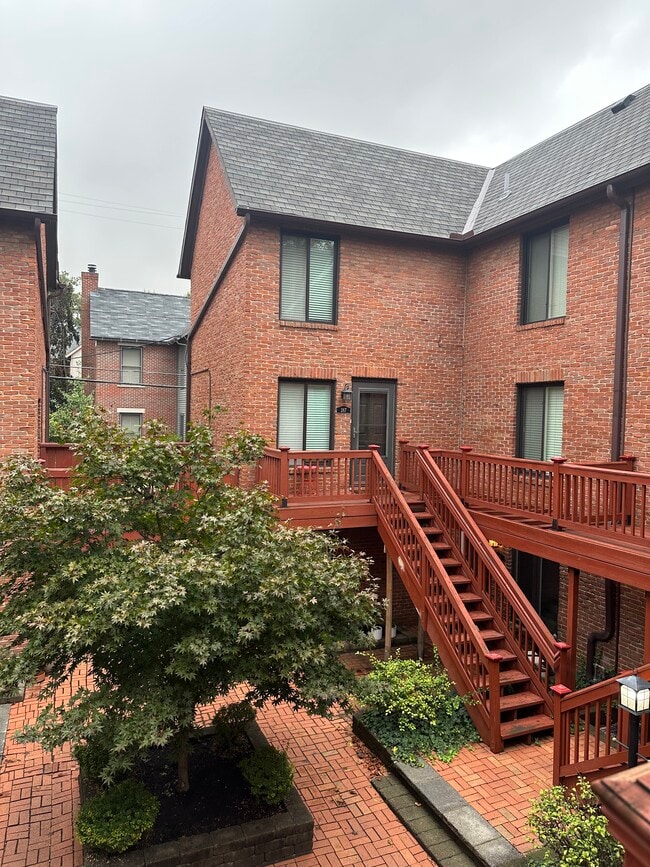 291 Lear St, Unit 291 in Columbus, OH - Foto de edificio - Building Photo