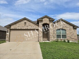 3228 Skinner Dr in Lorena, TX - Building Photo