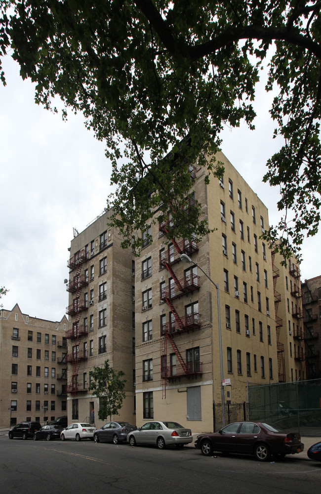 958-960 Saint Nicholas Ave in New York, NY - Foto de edificio - Building Photo