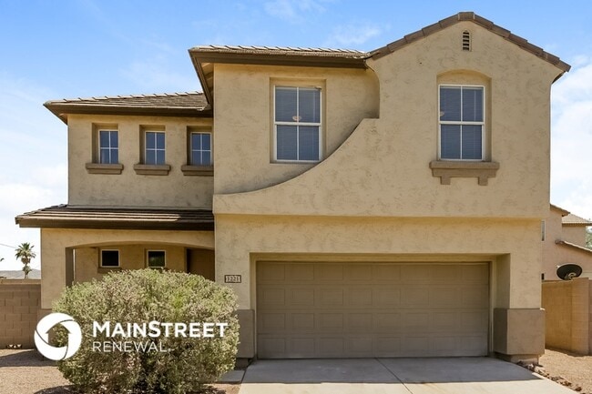property at 1221 E Bowker St