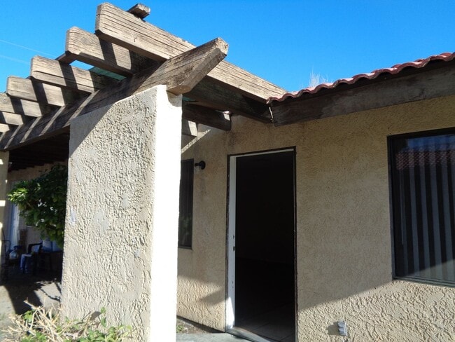 32975 Wishing Well Trail in Cathedral City, CA - Building Photo - Building Photo