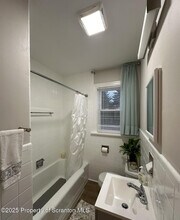 2008 S Webster Ave in Scranton, PA - Building Photo - Building Photo