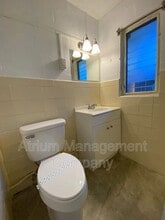 32 N Primrose Dr in Orlando, FL - Building Photo - Building Photo