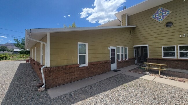 property at 127 Crawford Ln