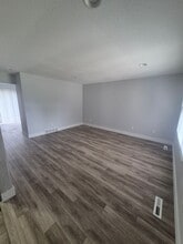 3581-3583 Peck St SW in Grandville, MI - Building Photo - Building Photo