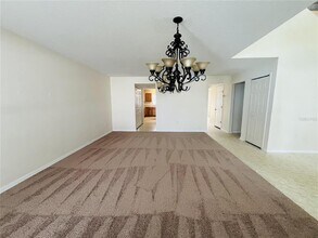 102 Evergreen Dr in Auburndale, FL - Building Photo - Building Photo