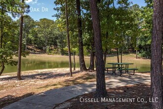 417 Live Oak Dr in Oxford, MS - Building Photo - Building Photo