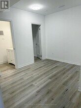 8 Speight Ct in Ajax, ON - Building Photo - Building Photo