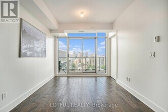 255 Bay St in Ottawa, ON - Building Photo - Building Photo