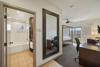 1297 Woodhaven Ln-Unit -209 (single) in Lodi, CA - Building Photo - Building Photo