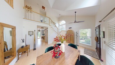 2207 Periwinkle Ln in Naperville, IL - Building Photo - Building Photo