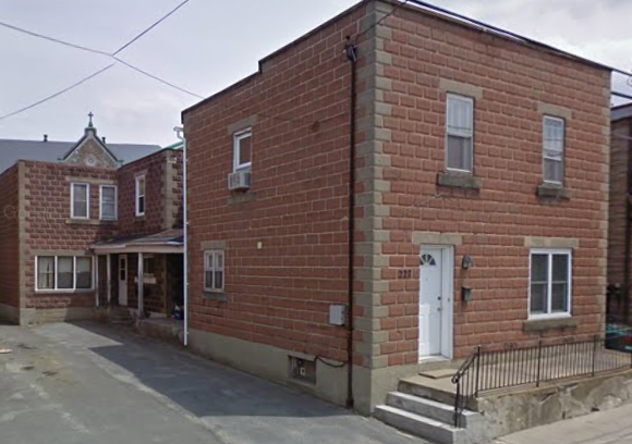 241-241 William St in Hawkesbury, ON - Building Photo