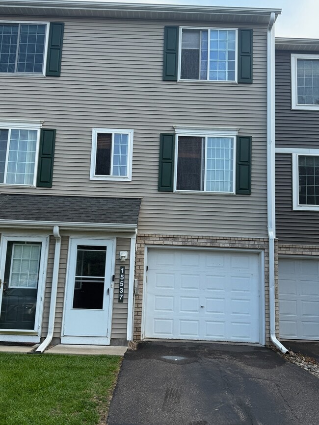 property at 15537 Foghorn Ln
