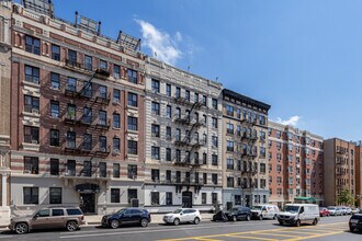 656 Saint Nicholas Ave in New York, NY - Building Photo - Building Photo