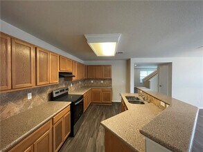 211 Mistletoe Ln in Kyle, TX - Building Photo - Building Photo