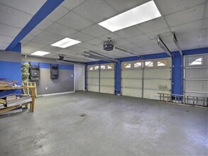 3932 Shoemaker Ct in Marietta, GA - Foto de edificio - Building Photo