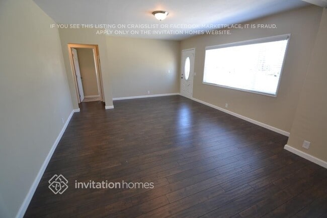 1058 N Glendora Ave in Covina, CA - Building Photo - Building Photo