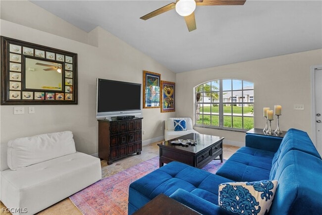 property at 2586 SW 27th St