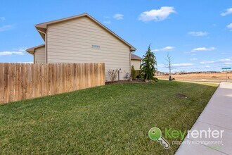 1254 Spring Ridge Dr in Derby, KS - Building Photo - Building Photo