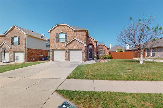6925 Cattle Dr in Fort Worth, TX - Foto de edificio - Building Photo