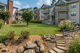 Clairmont Reserve in Decatur, GA - Building Photo - Building Photo