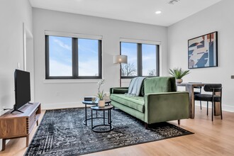 345 Avenue A in Bayonne, NJ - Building Photo - Building Photo